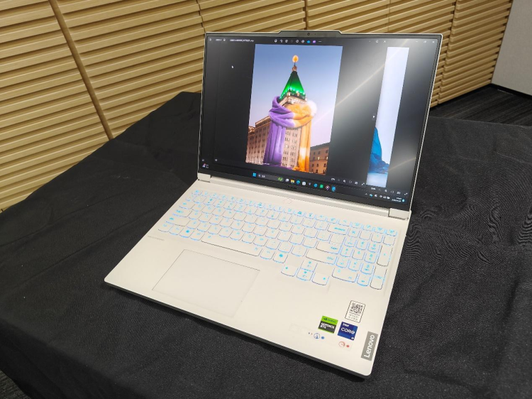 是时候不让AI PC被算力束缚了